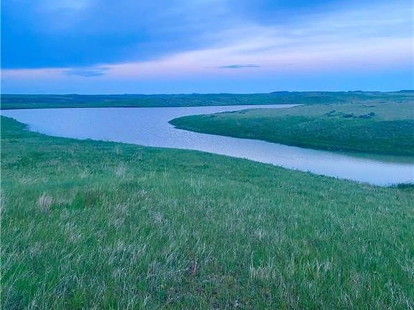 79 Trails End Ln, Lewistown, MT 59457