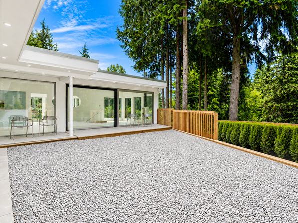 6 bedroom rental in West Vancouver — photo 32