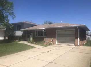 1805 W Philip Ave, North Platte, NE 69101