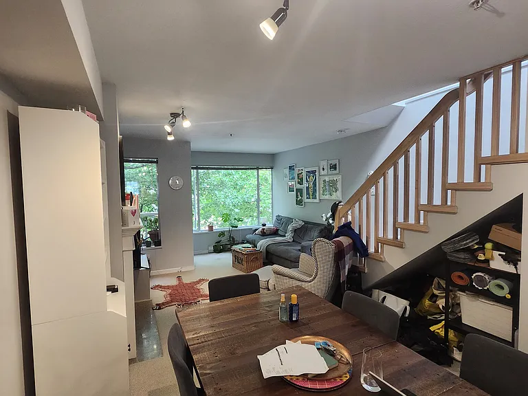 1678 W 7th Ave #6 — Photo 3