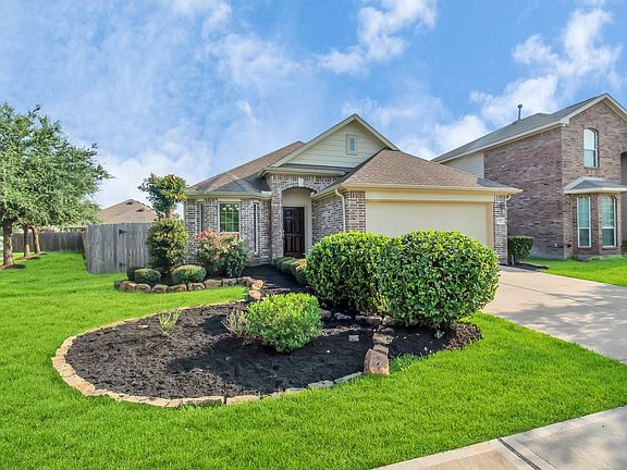 2nd image of 1403 Cetin Ct