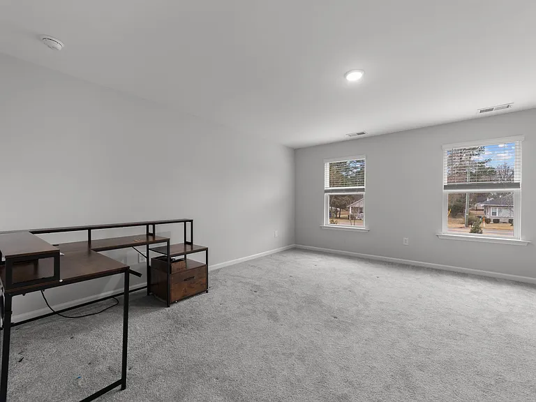 2108 Regal Dr — Photo 29