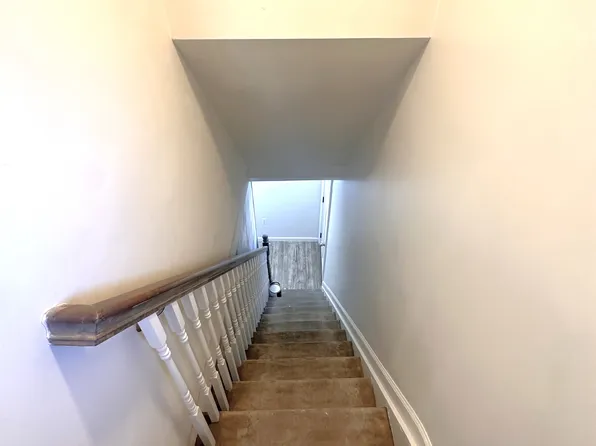 19-15 Clintonville Street image 14 of 17