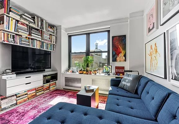 2nd image of 250 W 103rd St APT 12E