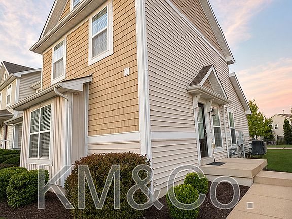 3rd image of 213 Countryshire Dr
