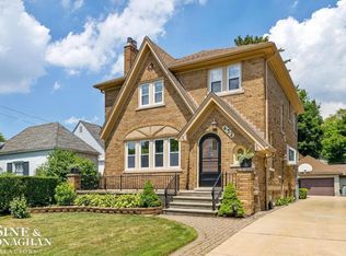 432 Calvin Ave, Grosse Pointe Farms, MI 48236