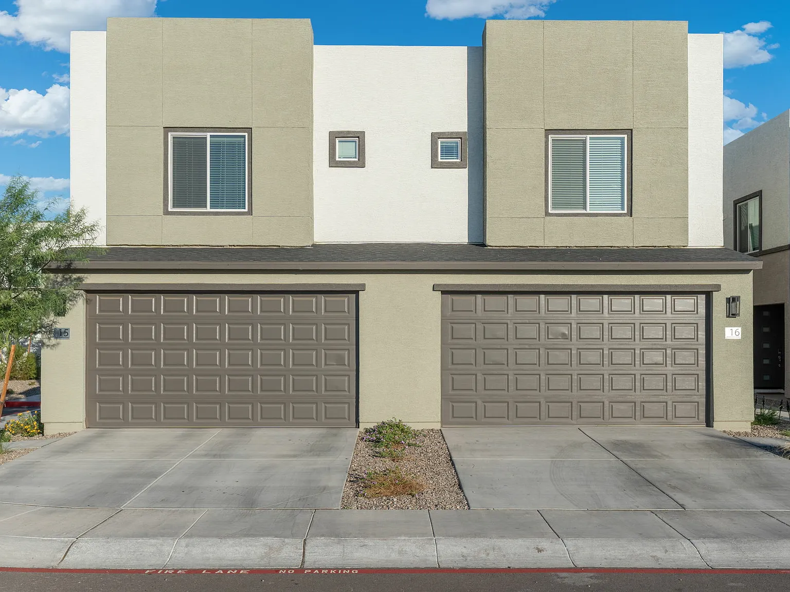 Raymond Place Townhomes — Photo 3