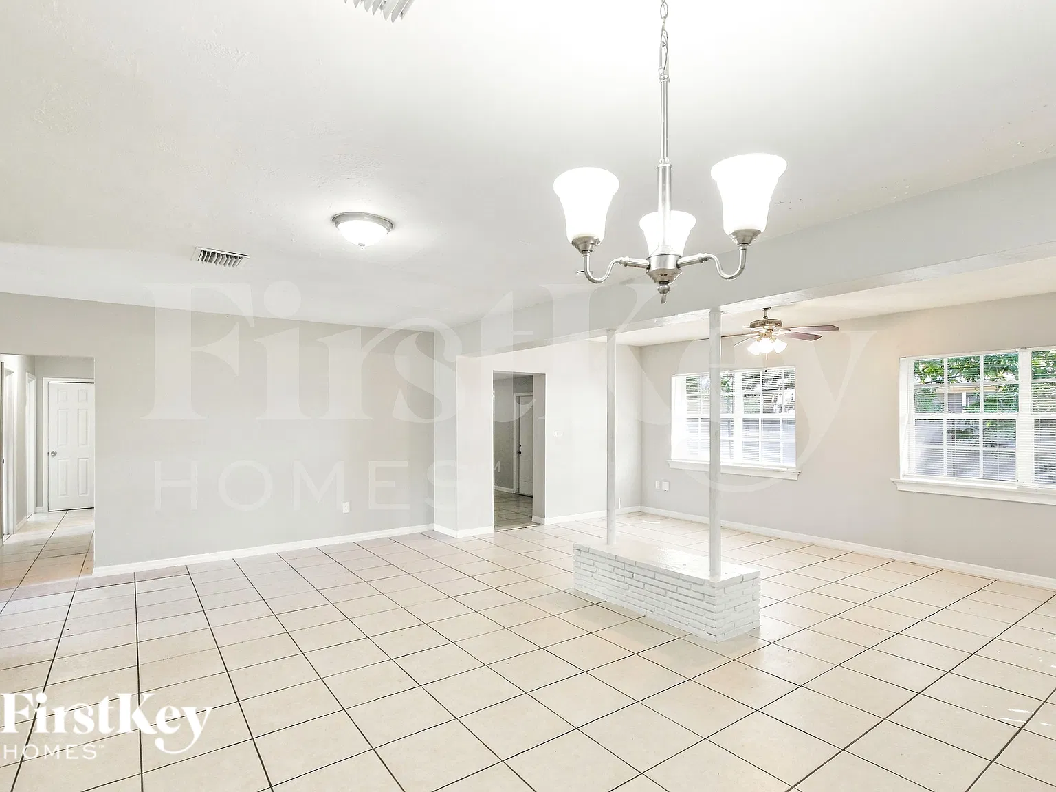 3 bed, 2.0 bath, 1483 sqft, $2,630 — Photo 4
