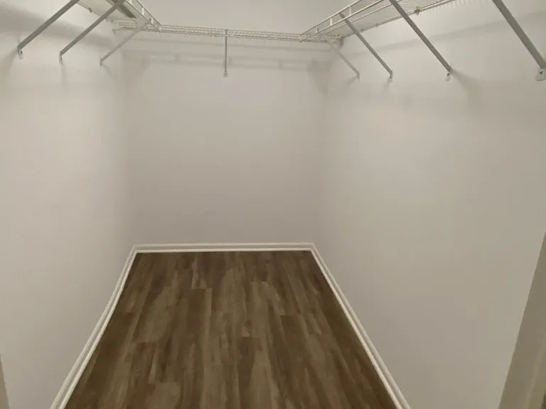Walk-in Closets