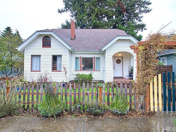 2nd image of 218 Percival St NW