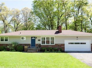 517 E Winfield Way, Akron, OH 44303
