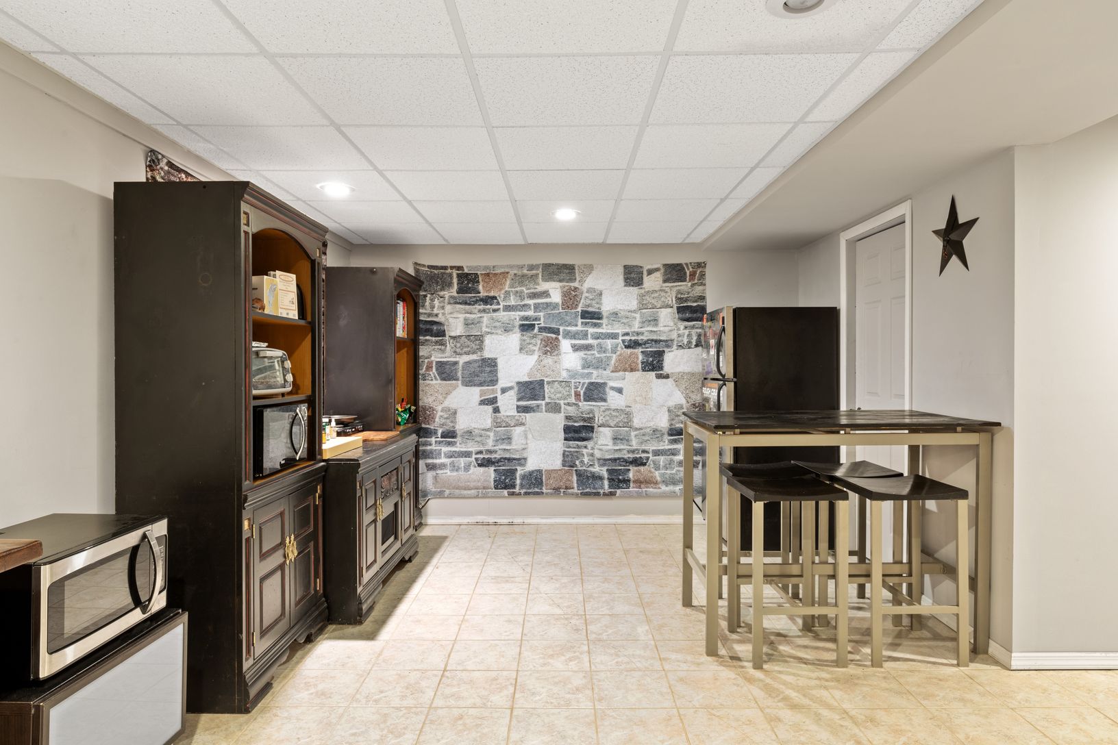  FINISHED BASEMENT