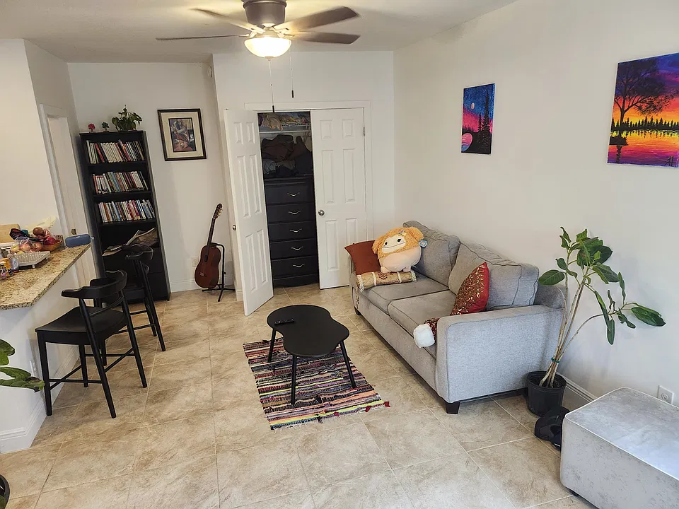 7252 Lake Floy Cir