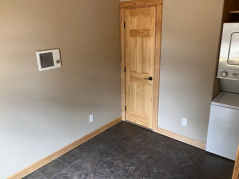 111 E Cottonwood Dr #8 — Photo 4