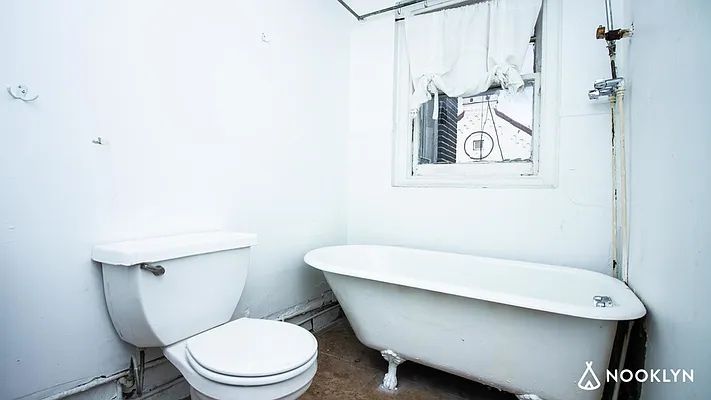 Rented by Nooklyn NYC LLC | media 23