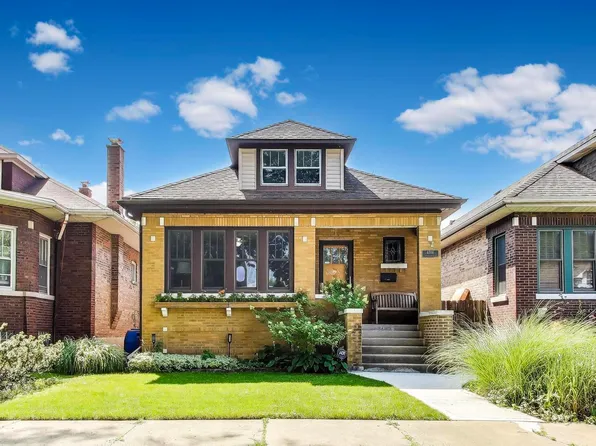 4704 N Kenton Ave, Chicago, IL 60630