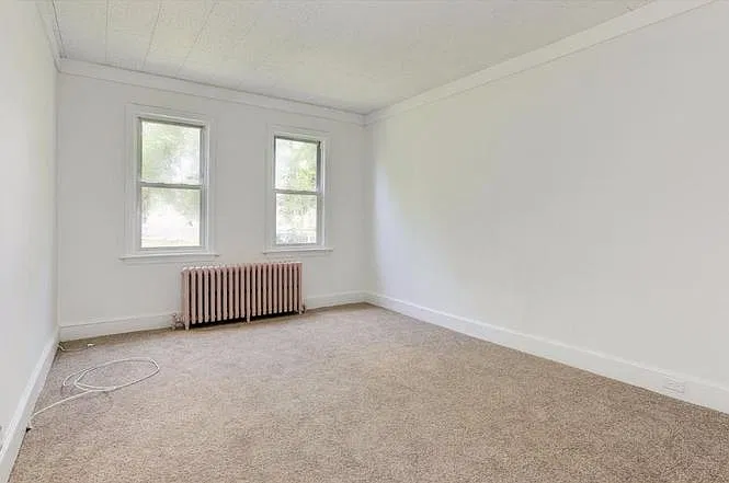 Bedroom (Unit A)