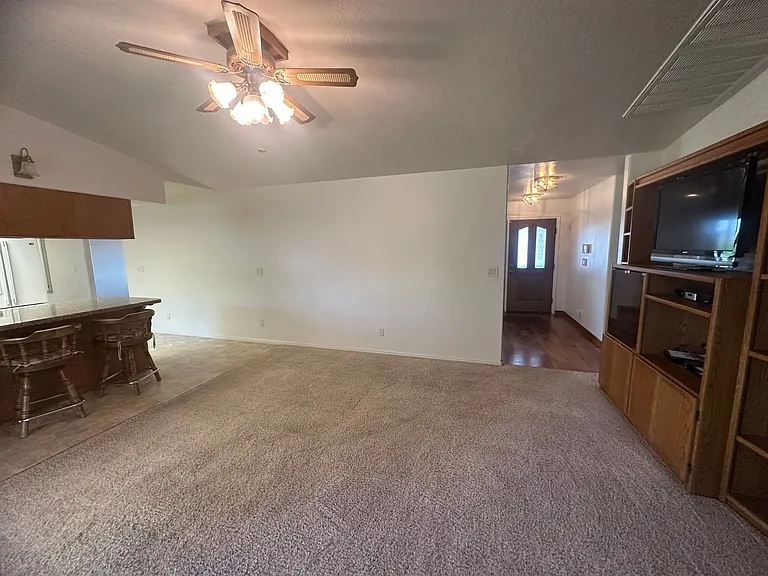 2268 S 2350 E — Photo 32