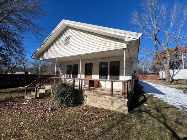 901 N Broadway St, Tishomingo, OK 73460