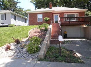 2030 Ogilby Rd, Dubuque, IA 52001