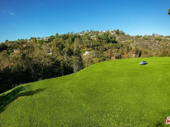 780 Tortuoso Way, Los Angeles, CA 90077