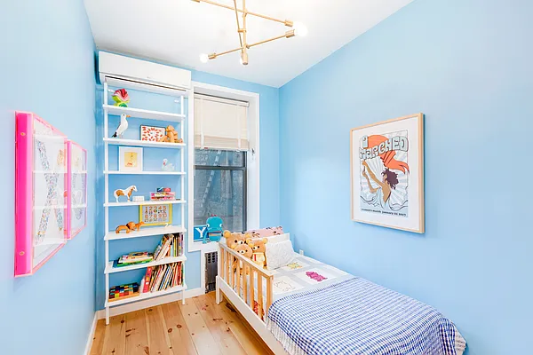 Sold by Compass | media 4