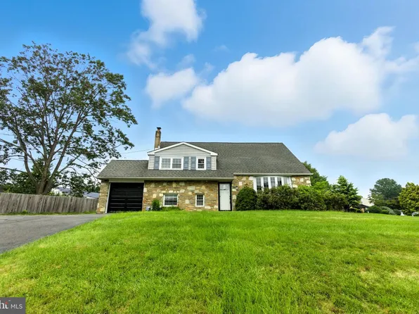 559 Maple Ave, Southampton, PA 18966