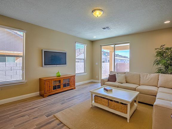 Accent your brand new home with trendy paint colors, window coverings, and upgraded trim.