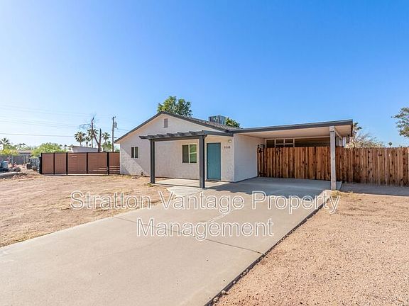 3rd image of 9049 E Vine Ave