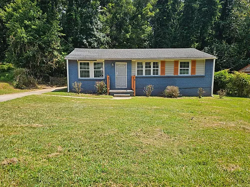 382 Cologne Dr SE Photo 1