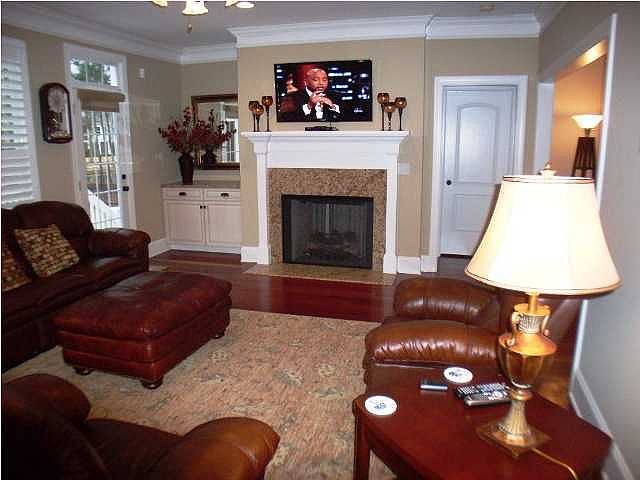 2nd image of 1760 Canning Dr