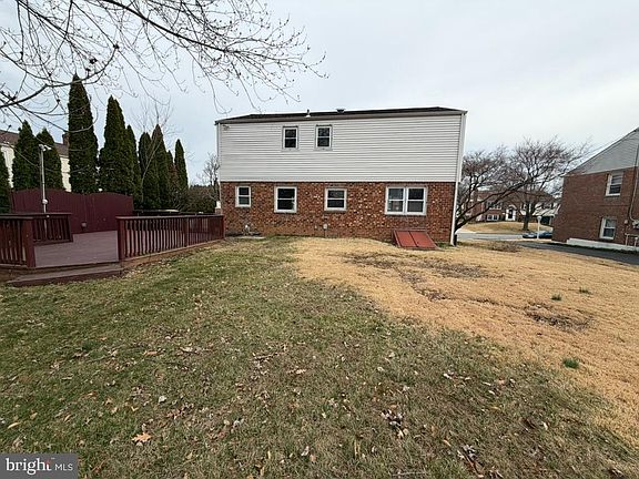 4th image of 725 Springdell Rd