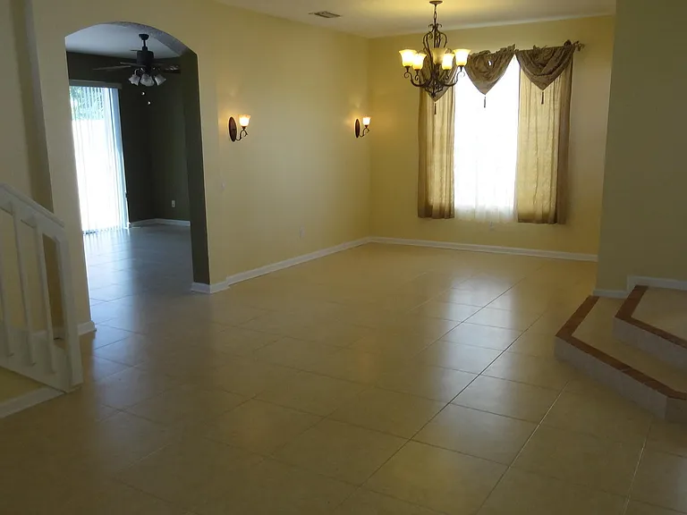 5404 Sunseeker Blvd — Photo 4