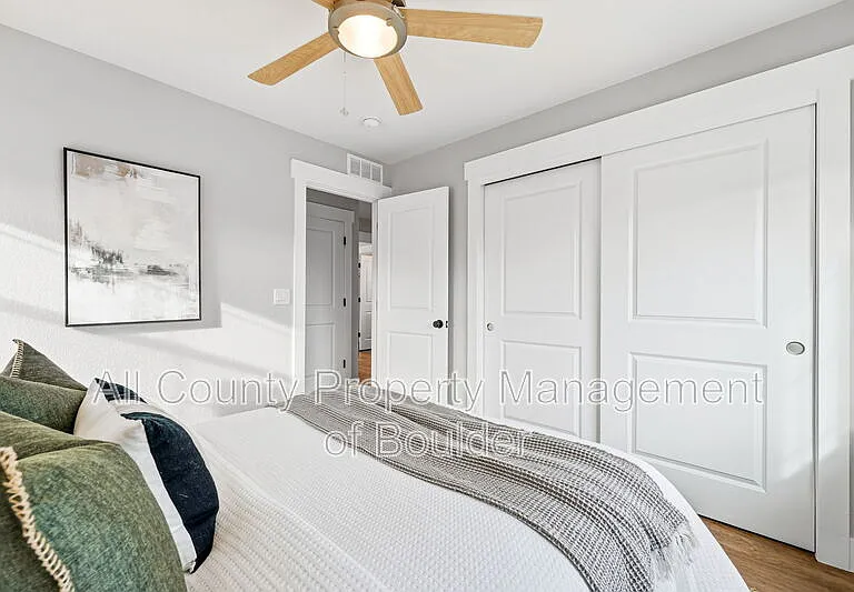 2823 Clear Creek Ln — Photo 25