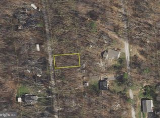 Honeysuckle Ln, Berryville, VA 22611