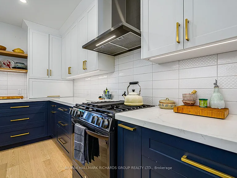 82 Chatham Ave — Photo 10