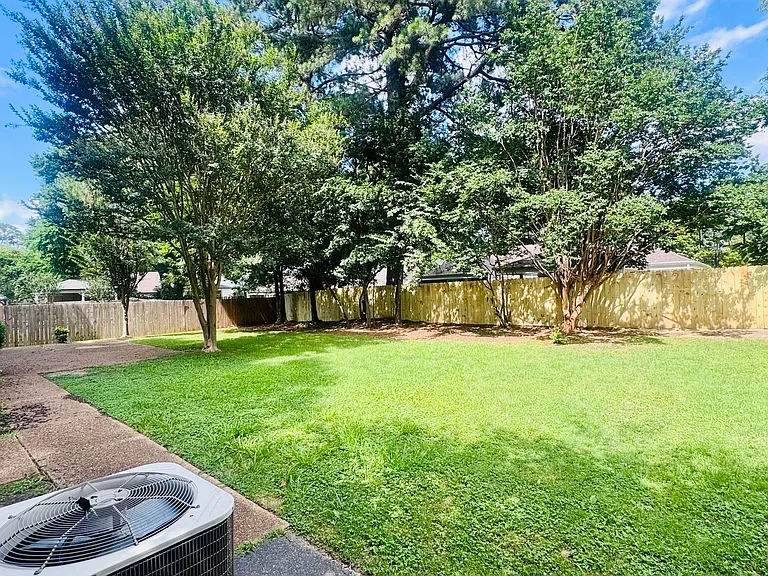 1834 Brierbrook Rd — Photo 17