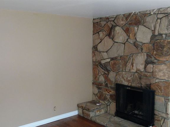 5th image of 266 Bedford Way