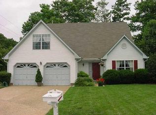 913 Prestwick Ln, Newport News, VA 23602