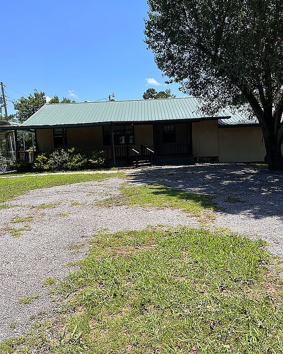 1st image of 35393 Carpenter Ln