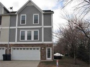 8302 Westown Pkwy UNIT 7106, West Des Moines, IA 50266
