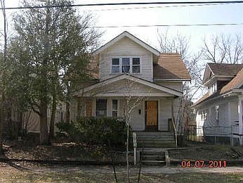 1st image of 848 Oakhill St SE