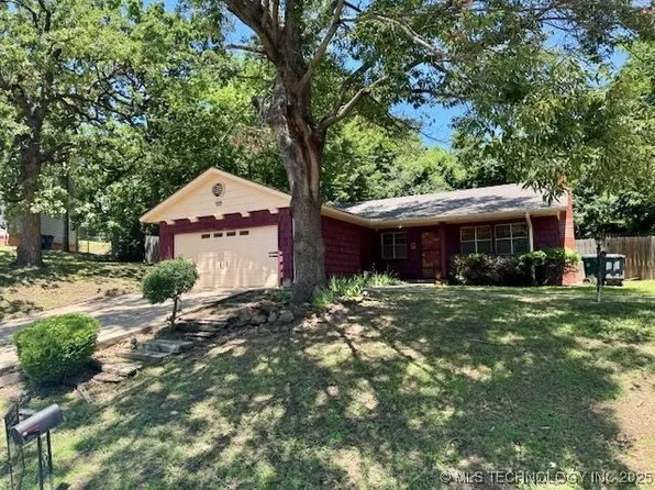 1822 N Xenophon Ave, Tulsa, OK 74127