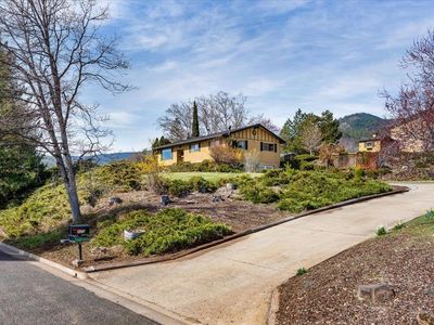 205 Humbug Rd, Yreka, CA, 96097