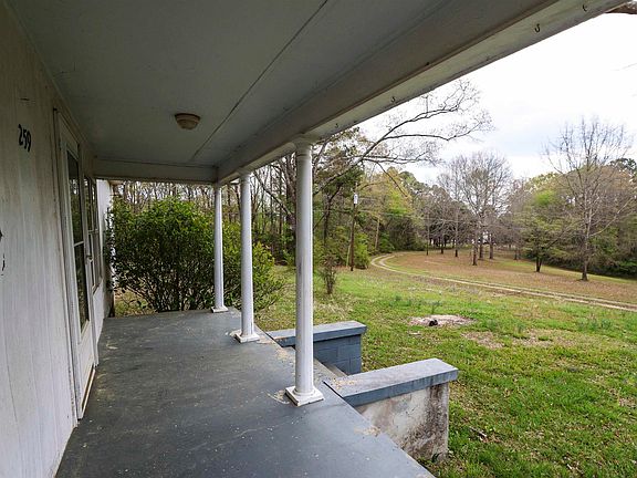 2nd image of 259 Pinecroft Rd