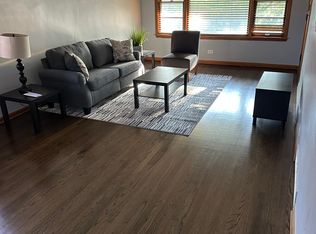 3711 N Mozart St #2, Chicago, IL 60618