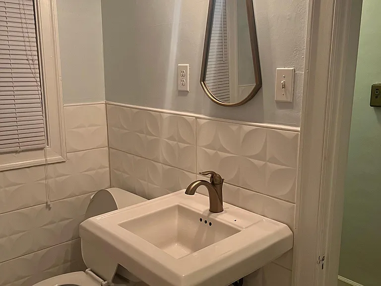 401 S Reese St — Photo 14