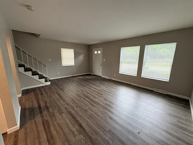 4508 S Park Dr — Photo 3