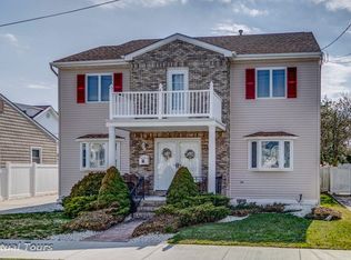 304 E Preston Ave, Wildwood Crest, NJ 08260