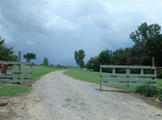 388 W 149th St, Carbondale, KS 66414